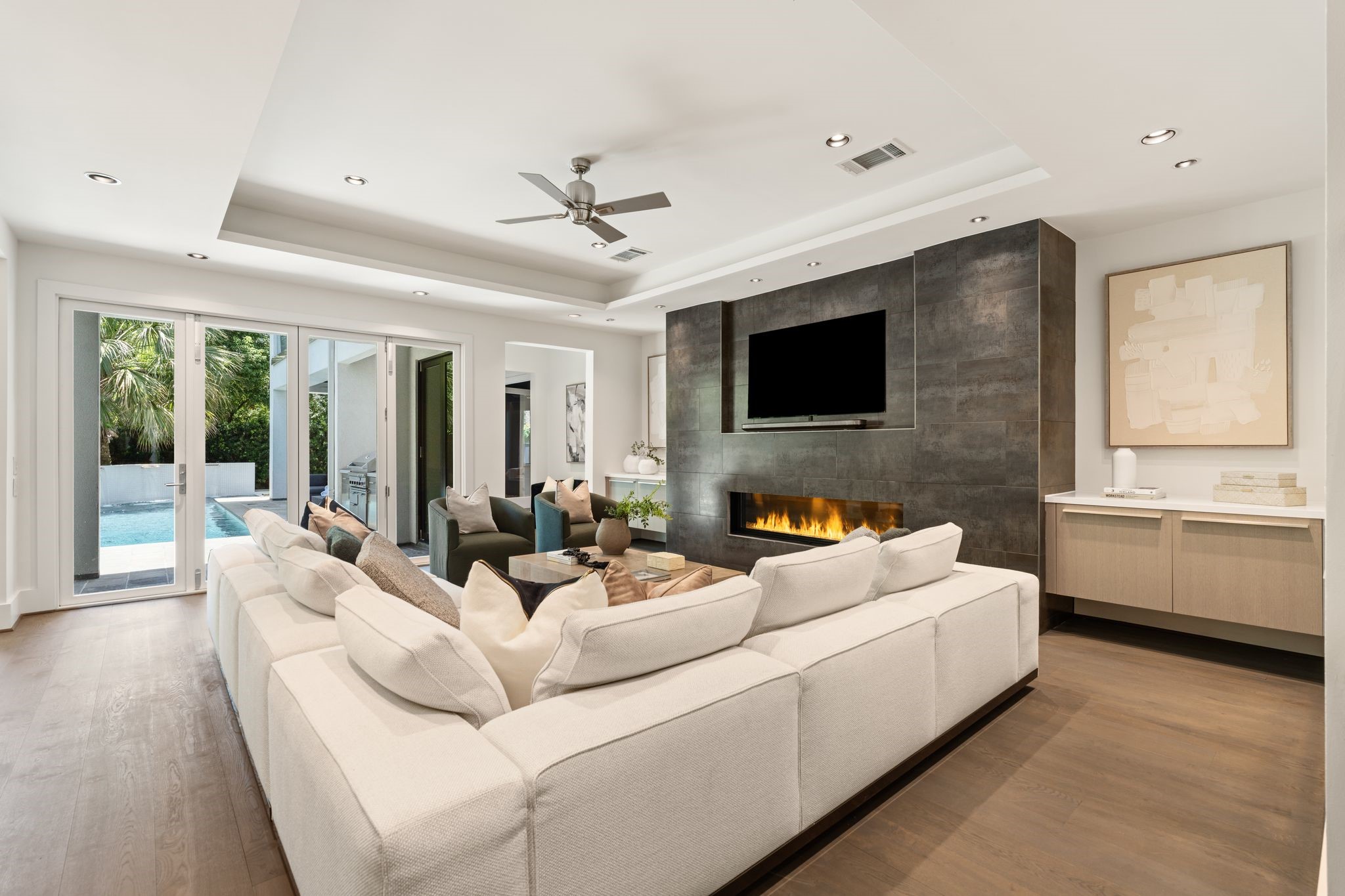 3703 Wroxton Road, West University Place, TX 77005