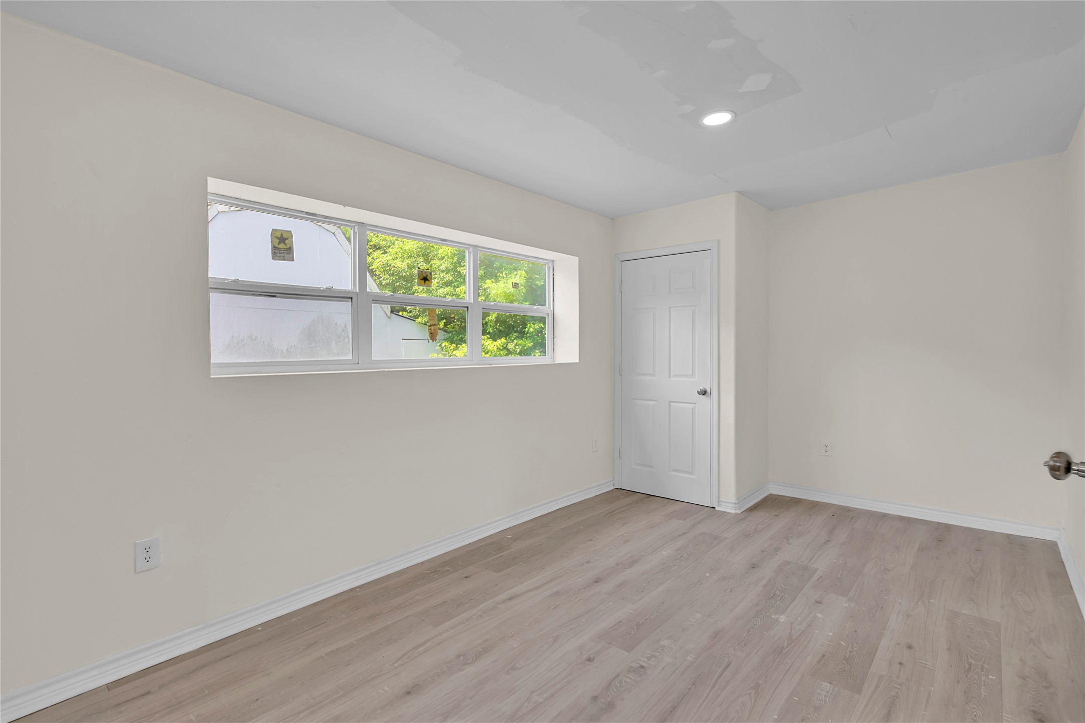 7220 Moore, Hitchcock, TX 77563