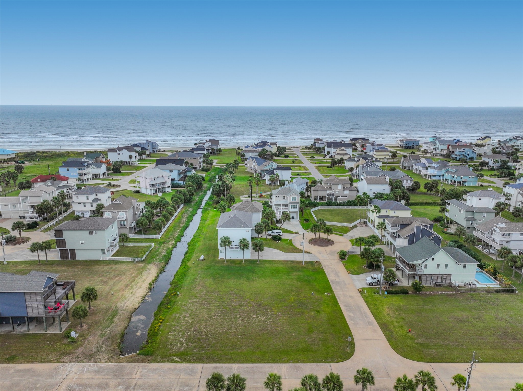 4002 Shallow Reef Court, Galveston, TX 77554