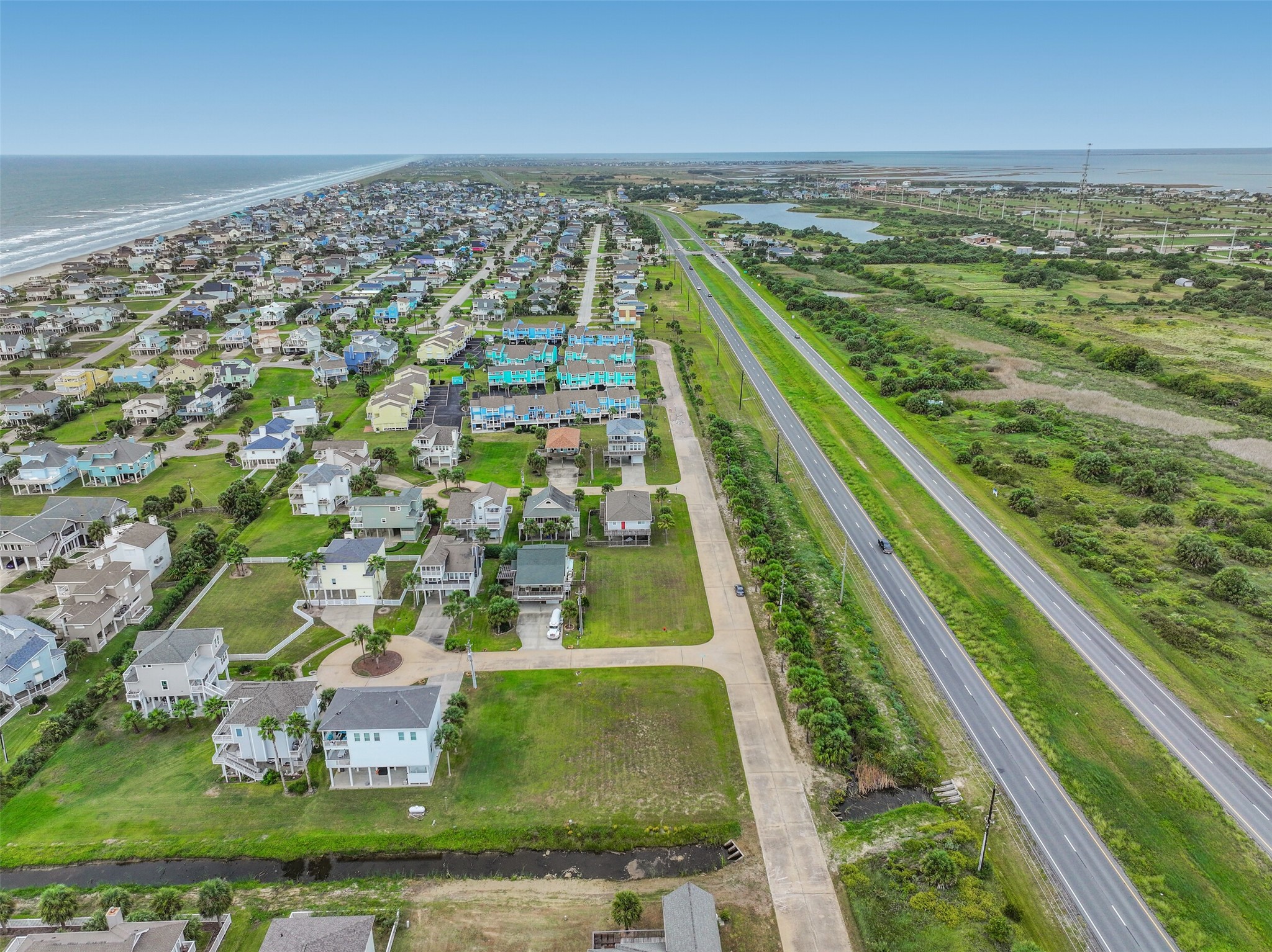 4002 Shallow Reef Court, Galveston, TX 77554
