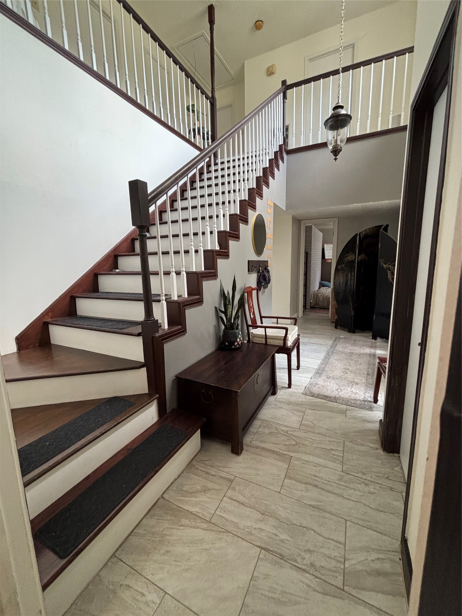 5422 Windy Lake Drive, Houston, TX 77345