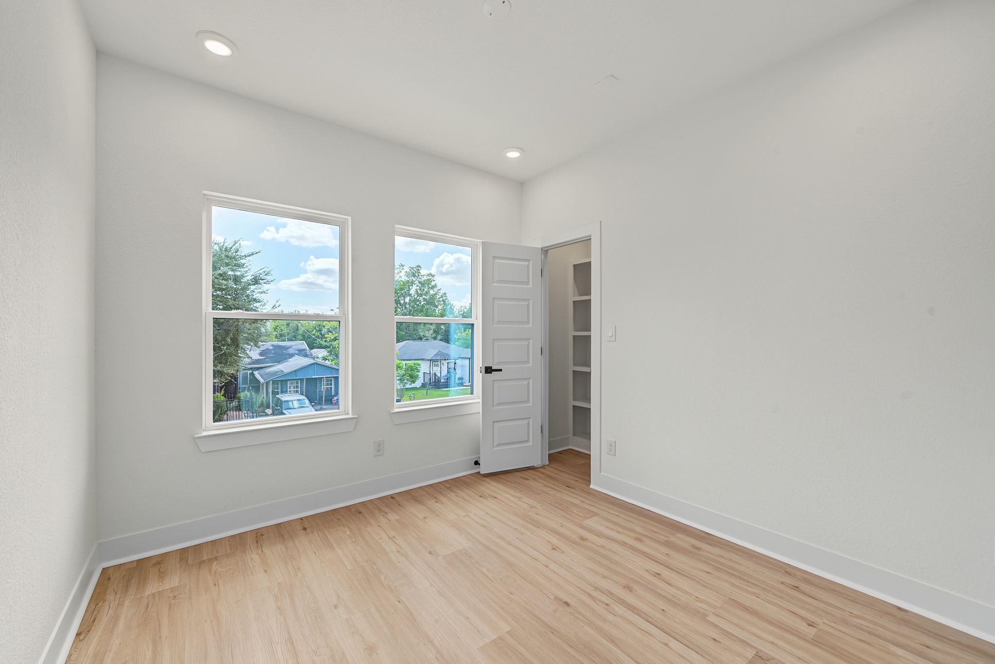 5109 Higgins Street, Houston, TX 77033