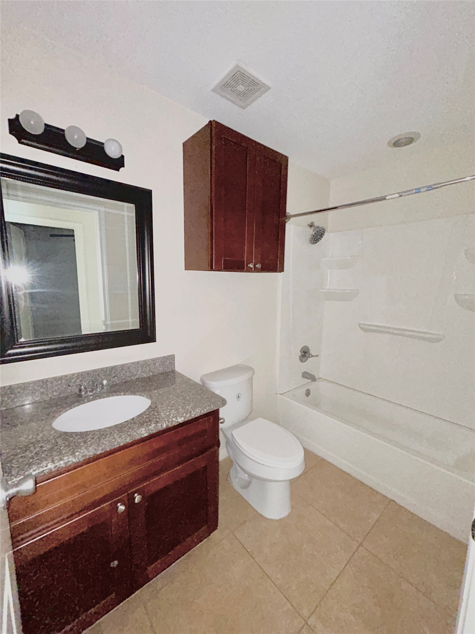 3735 Putnam Drive, #B, Bacliff, TX 77518