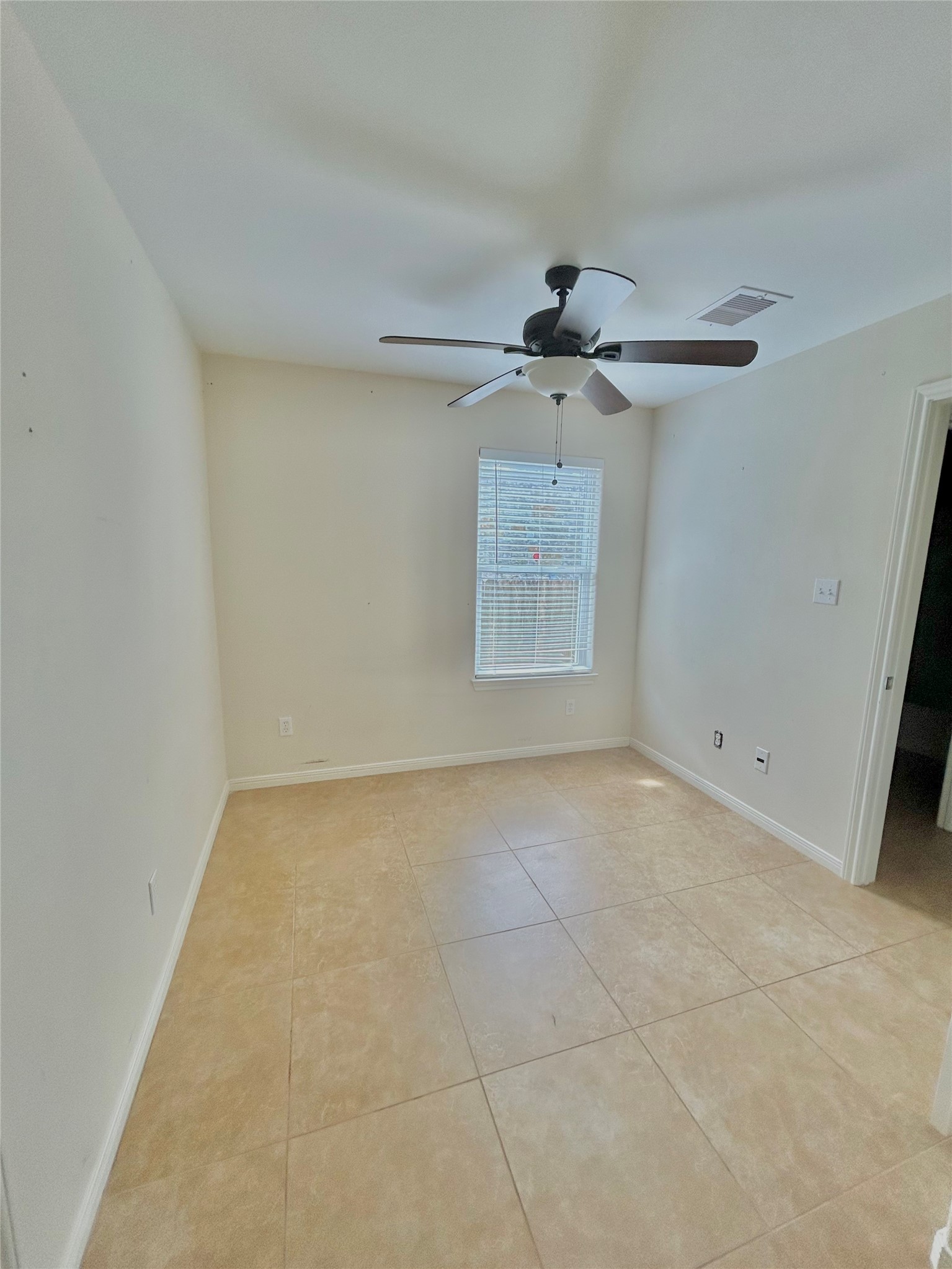3735 Putnam Drive, #B, Bacliff, TX 77518