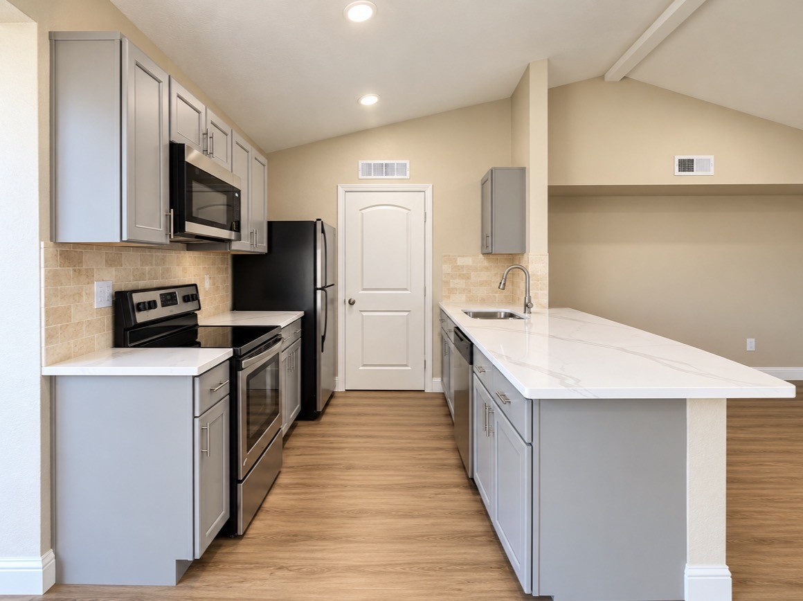 5620 Hollow Pines Drive, Houston, TX 77049 5620 Hollow Pines Drive, Houston, TX 77049