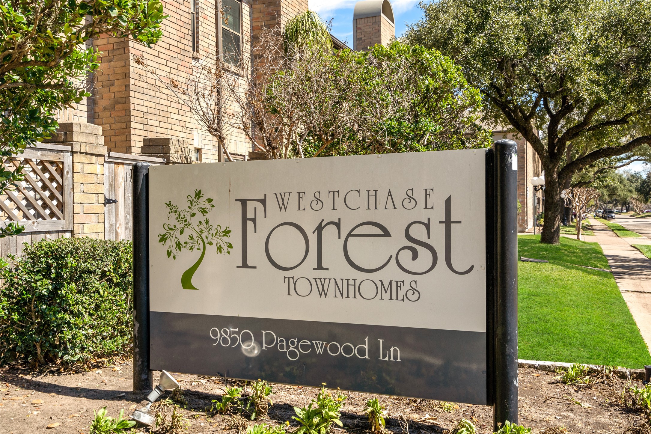 Welcome to Westchase Forest Townhomes! Located at 9850 Pagewood Lane, this charming community offers a blend of comfort, convenience, and lush greenery. Enjoy a well-maintained neighborhood with tree-lined sidewalks and easy access to nearby parks, dining, and shopping. A great place to call home!