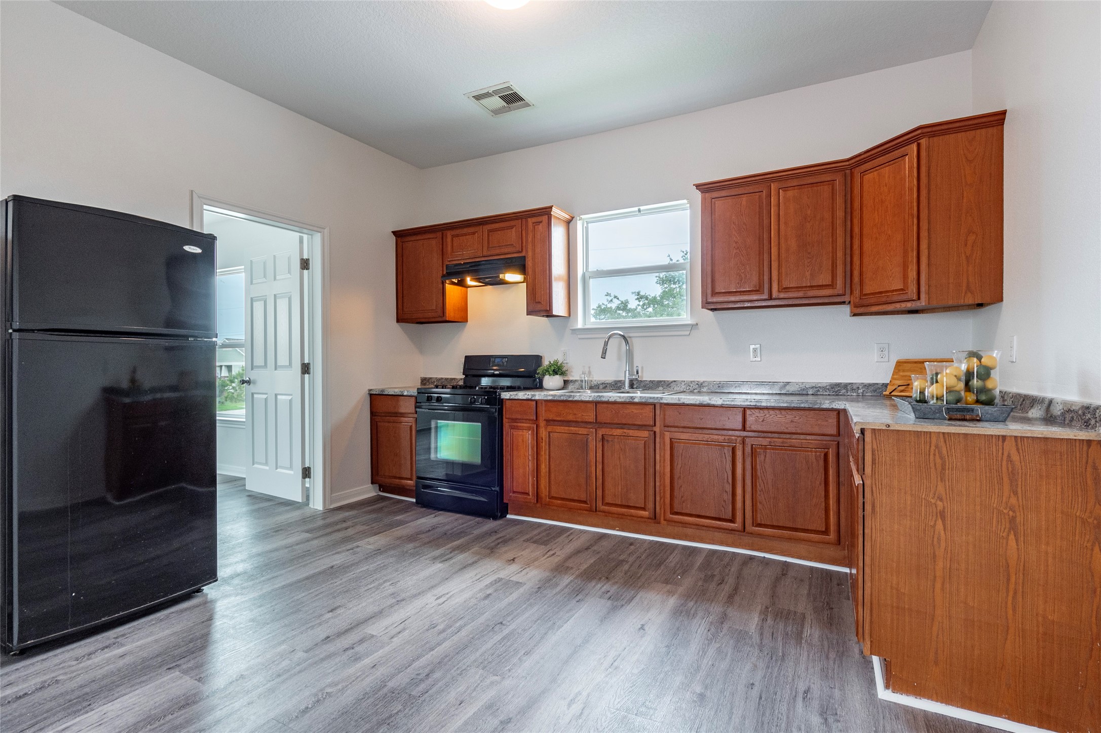 1101 54th Street, Galveston, TX 77551
