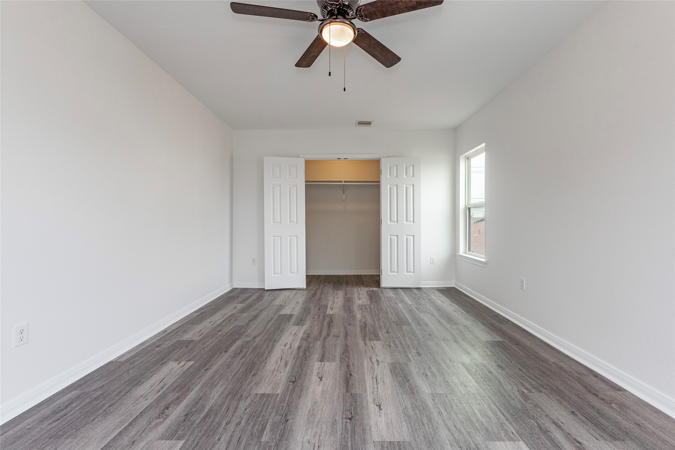 1101 54th Street, Galveston, TX 77551