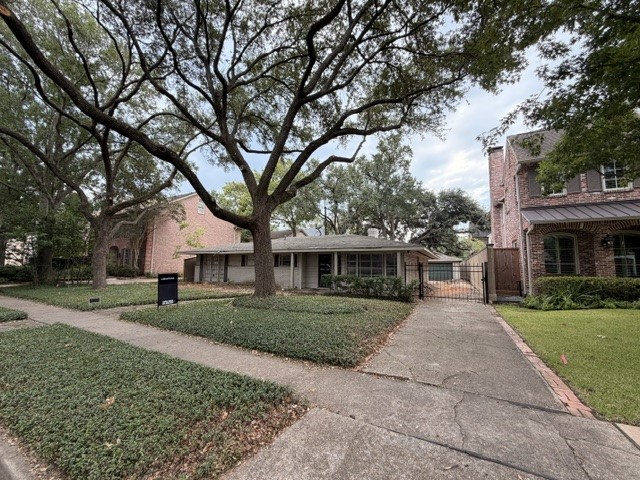 The existing home on the site with a home Rallin Welch built approximately 20 years ago.