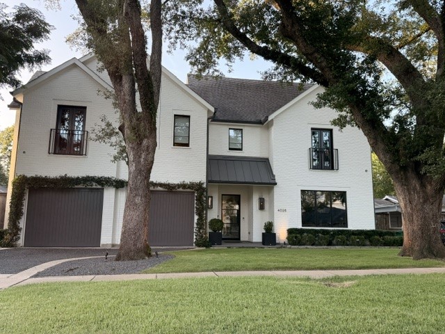 The custom home in the neighborhood at 4028 Betsy that Welch Builders constructed about 12 years ago. The custom home in the neighborhood at 4028 Betsy that Welch Builders constructed about 12 years ago.