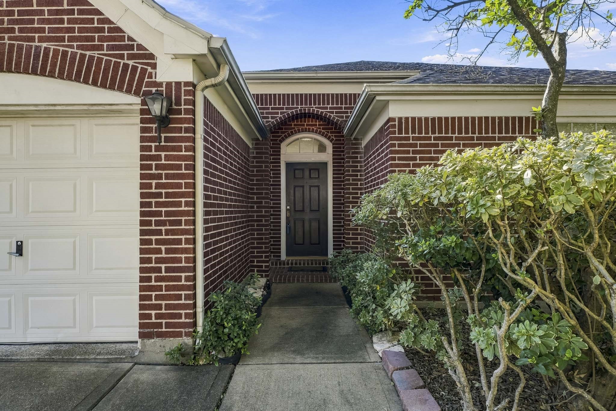 3802 Shady Breeze Drive, Houston, TX 77082 3802 Shady Breeze Drive, Houston, TX 77082