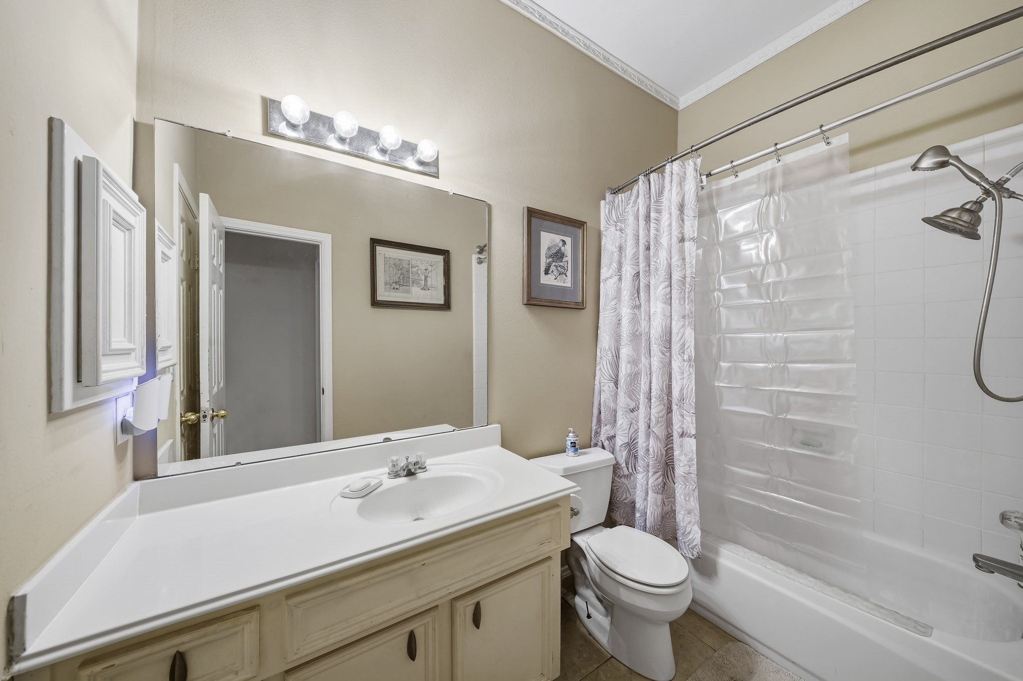 3802 Shady Breeze Drive, Houston, TX 77082