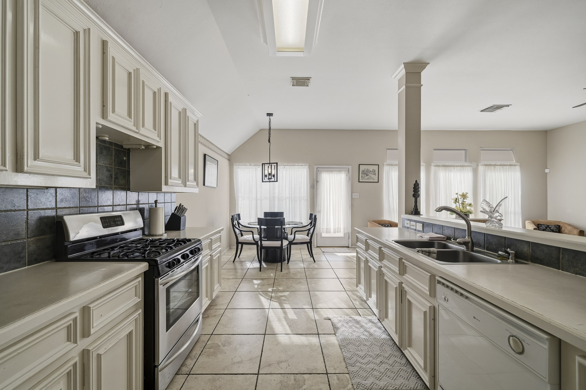 3802 Shady Breeze Drive, Houston, TX 77082