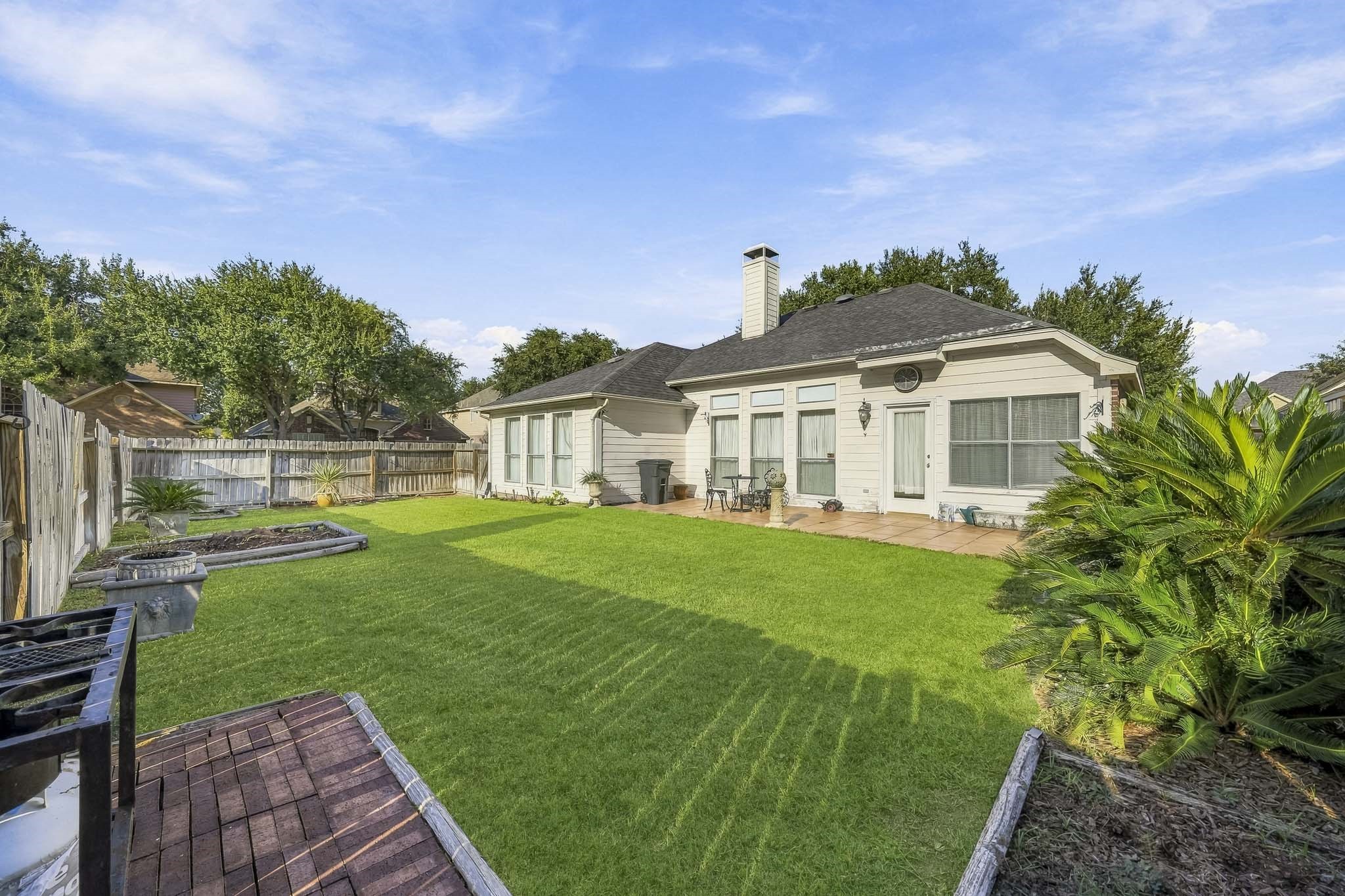 3802 Shady Breeze Drive, Houston, TX 77082