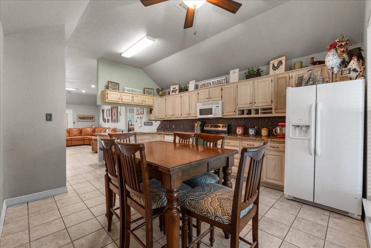 14018 Cimarron Road, Santa Fe, TX 77517