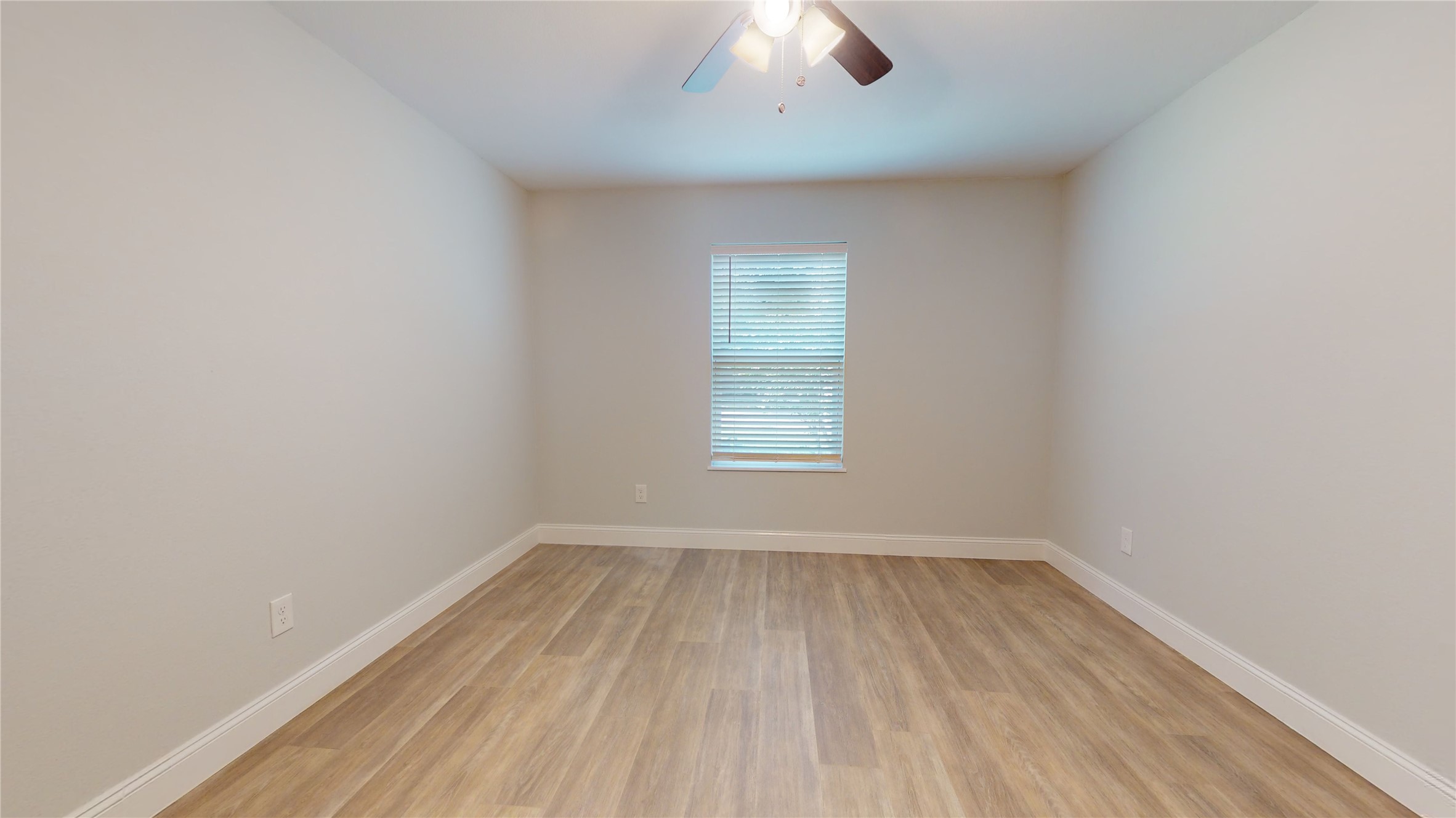 227 Kansas Street, Bacliff, TX 77518