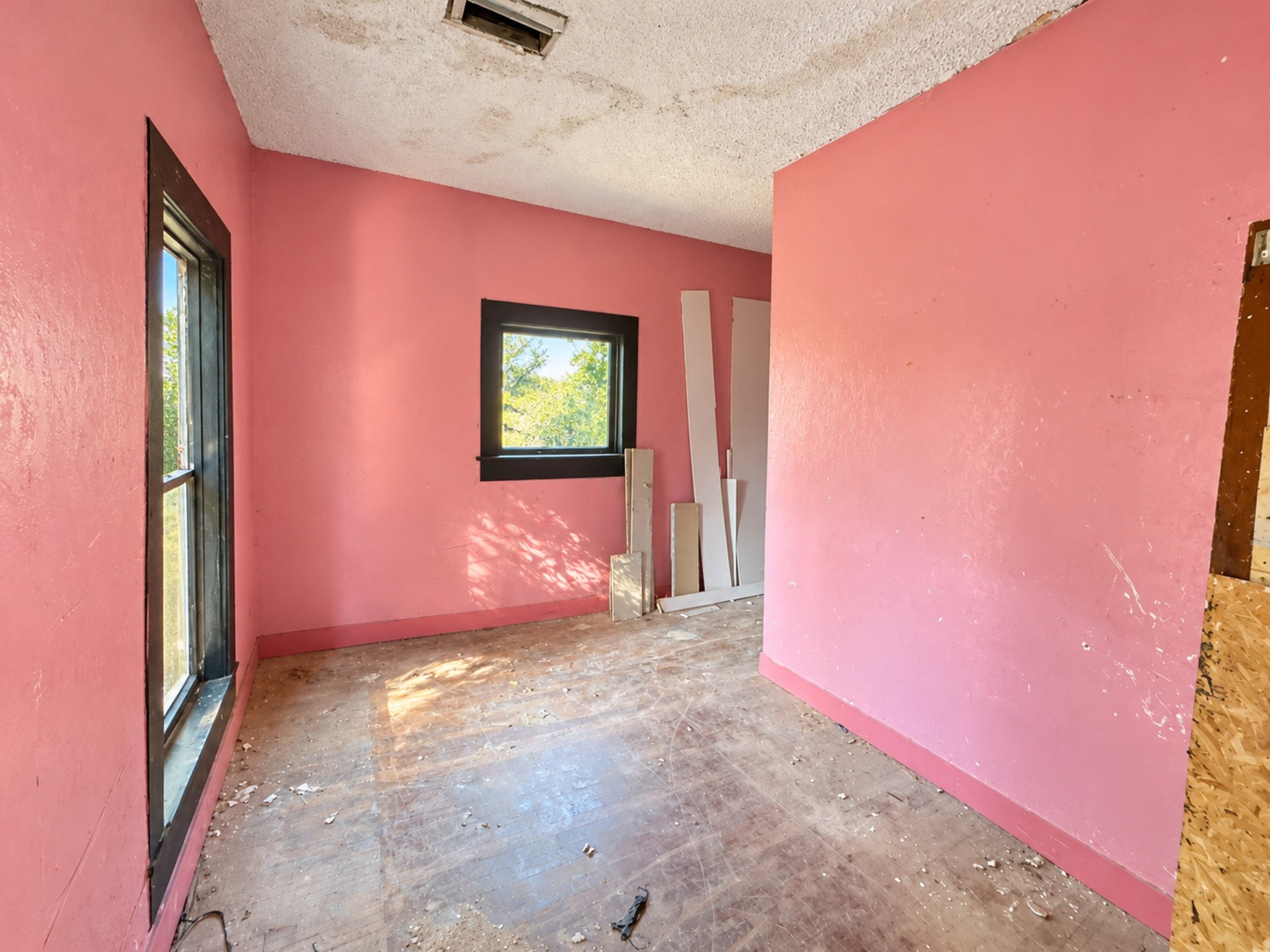 322 11th Avenue N, Texas City, TX 77590