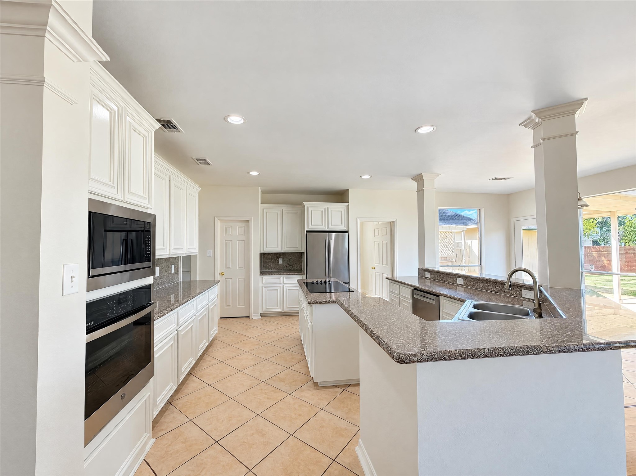 3407 Woodbine Place, Pearland, TX 77584 3407 Woodbine Place, Pearland, TX 77584