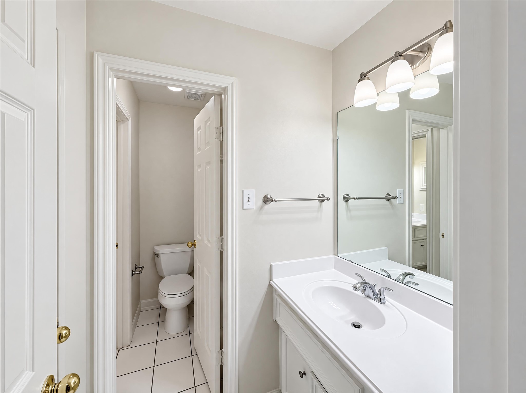 3407 Woodbine Place, Pearland, TX 77584