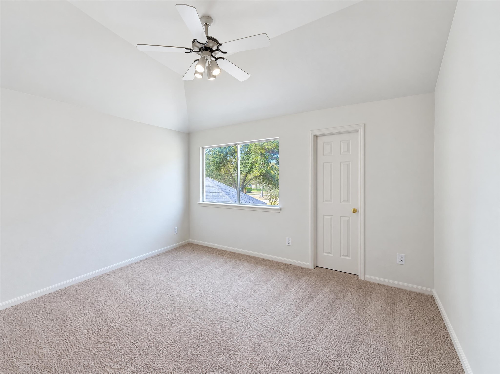 3407 Woodbine Place, Pearland, TX 77584