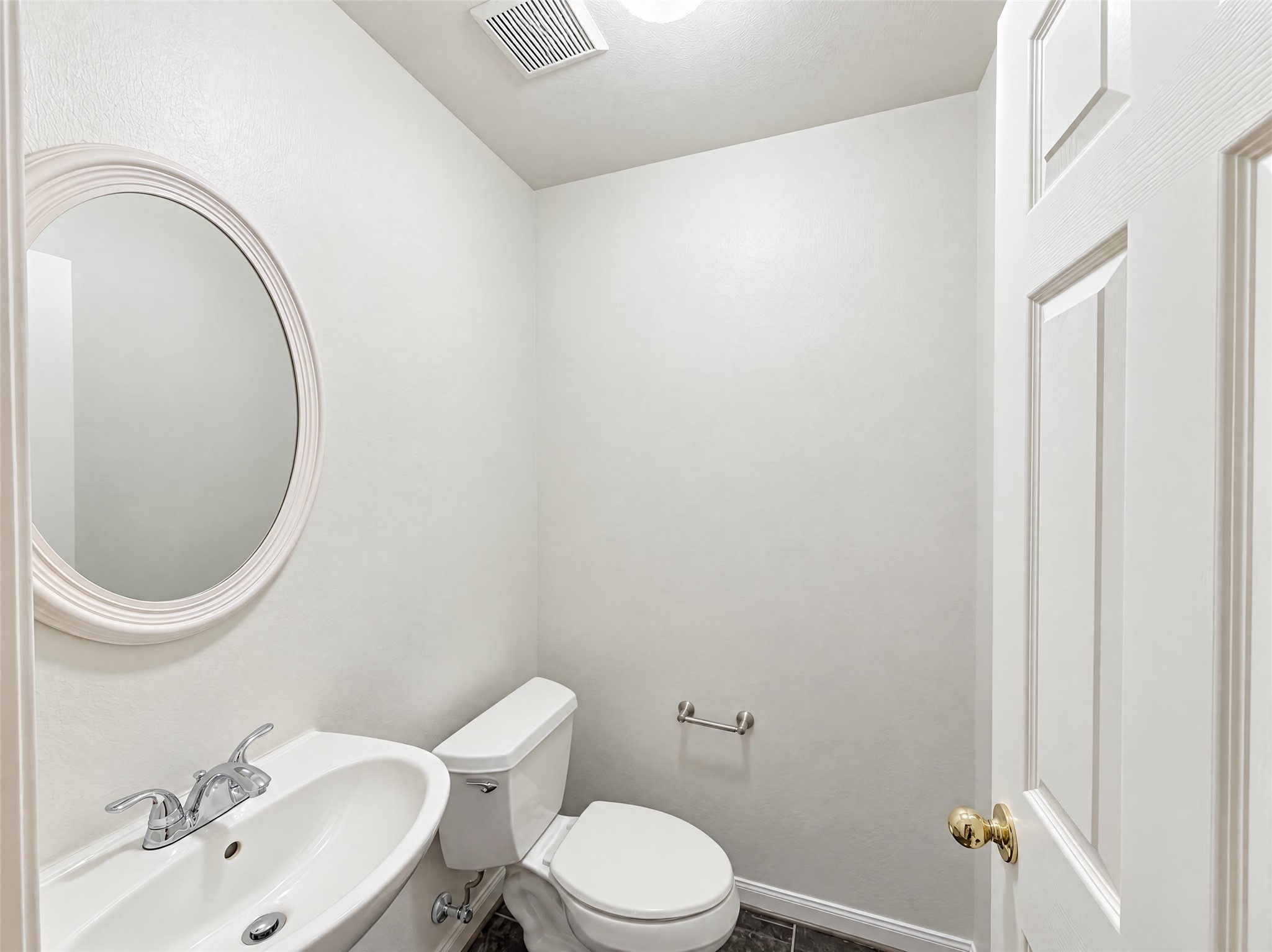 3407 Woodbine Place, Pearland, TX 77584