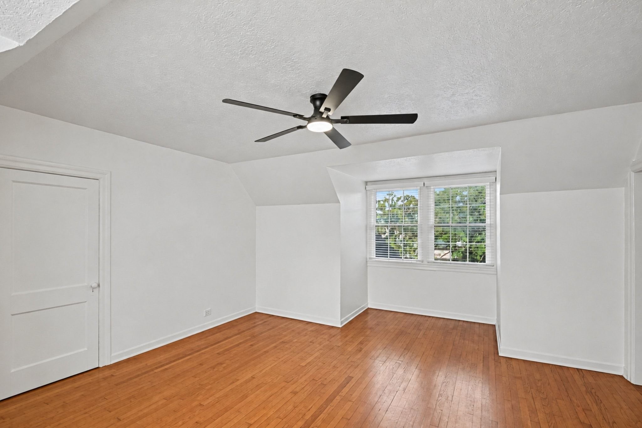 Upstairs second primary suite has two closets.