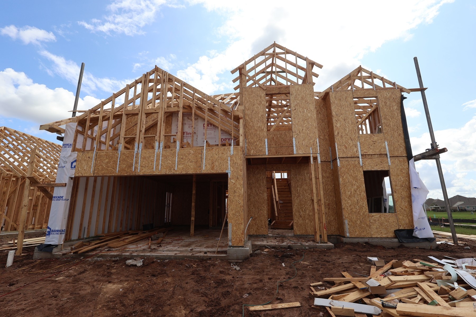 Two story home with 4 beds, 3.5 baths, and 2 car garage