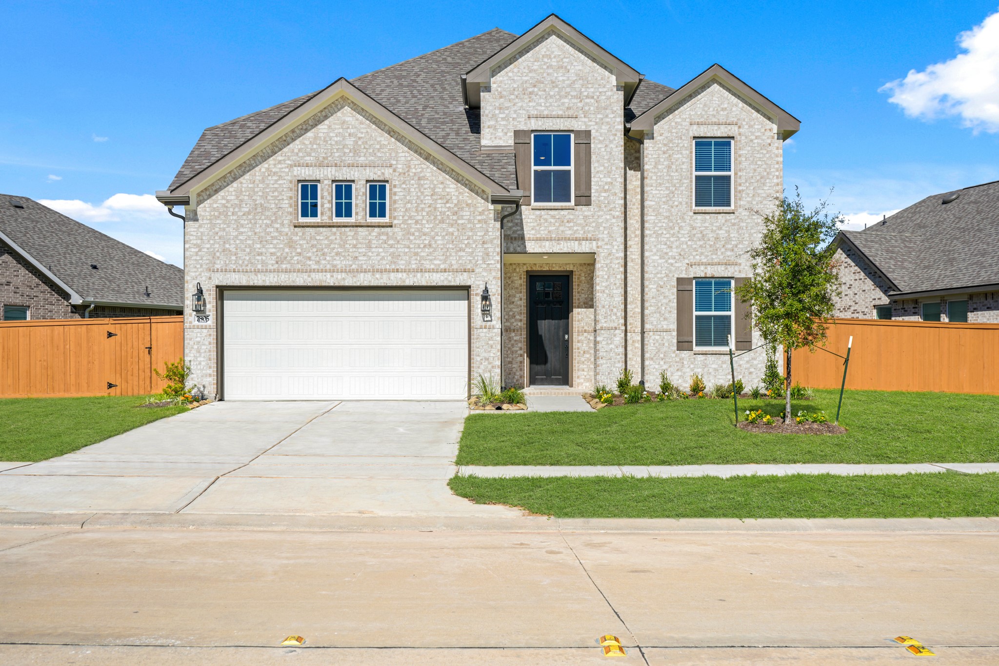 *Photo is for illustrative purposes only and may not depict the actual home. Features, materials, colors, and specifications may vary.*