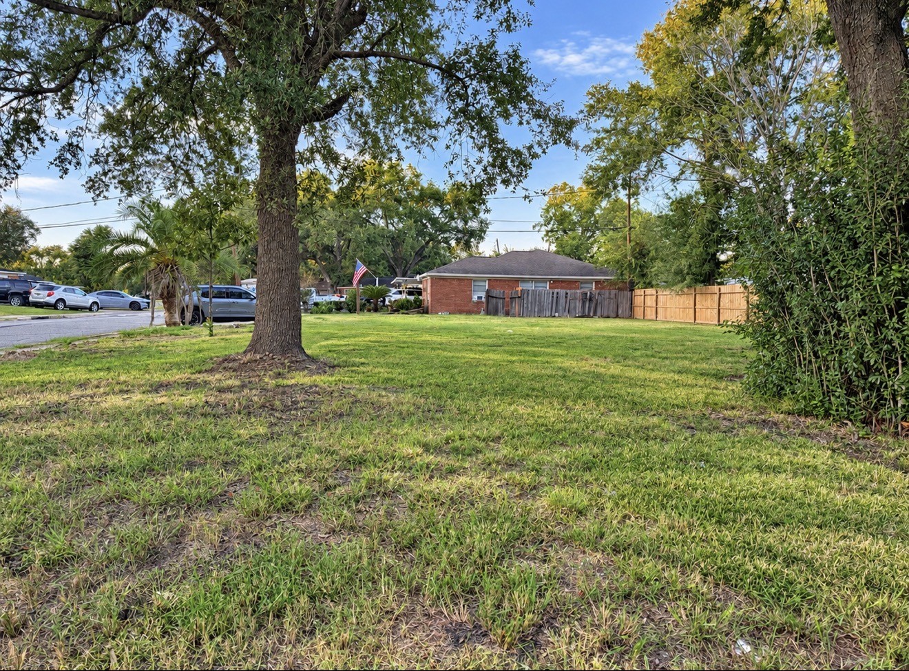 606 West Avenue, Pasadena, TX 77502