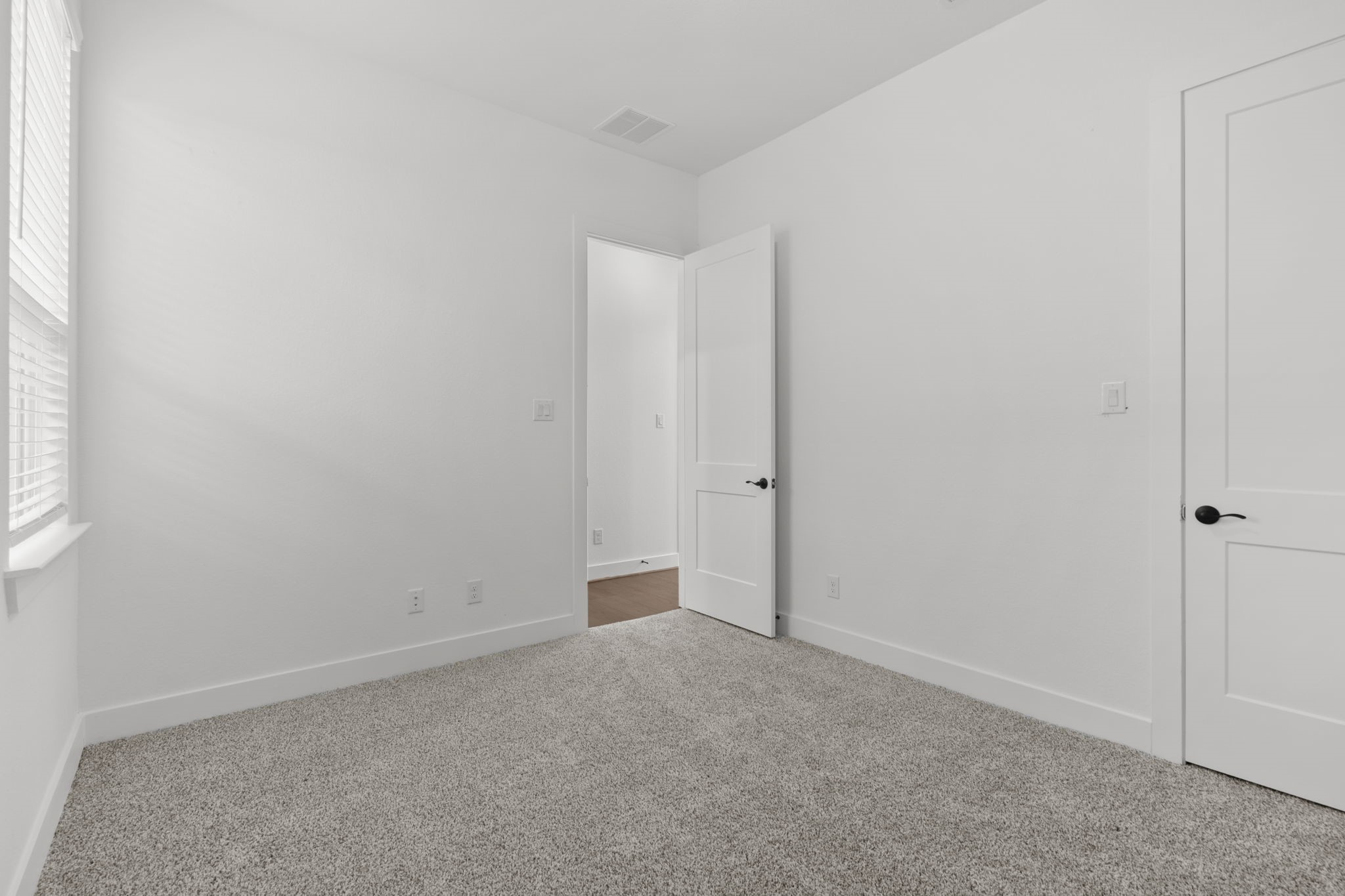 4726 Crater Run Drive, Texas City, TX 77591