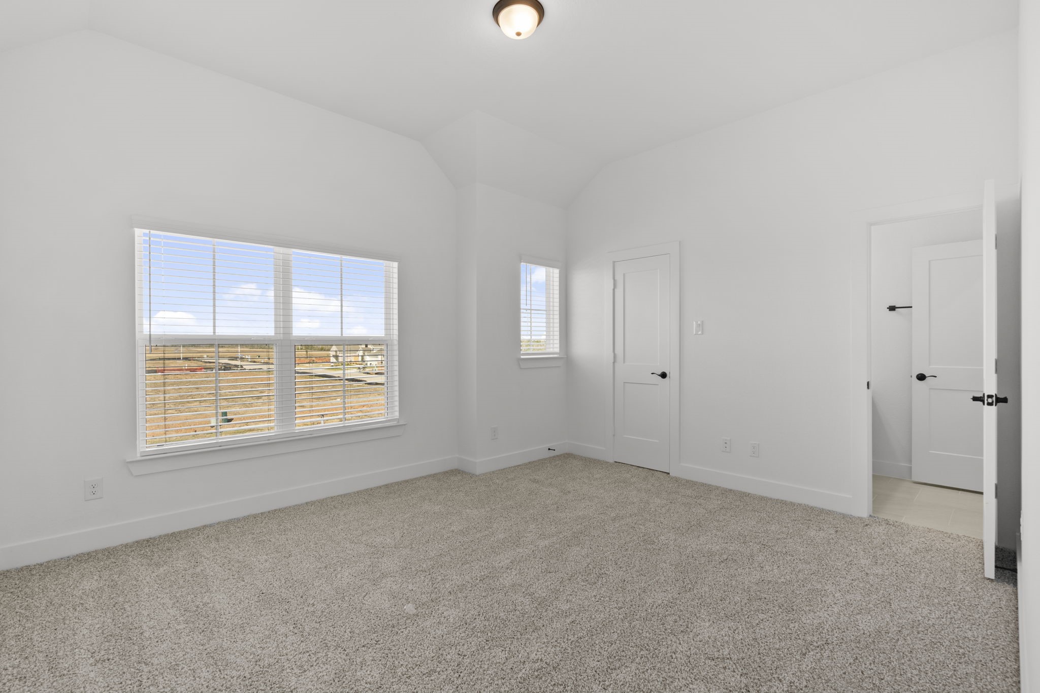 4726 Crater Run Drive, Texas City, TX 77591