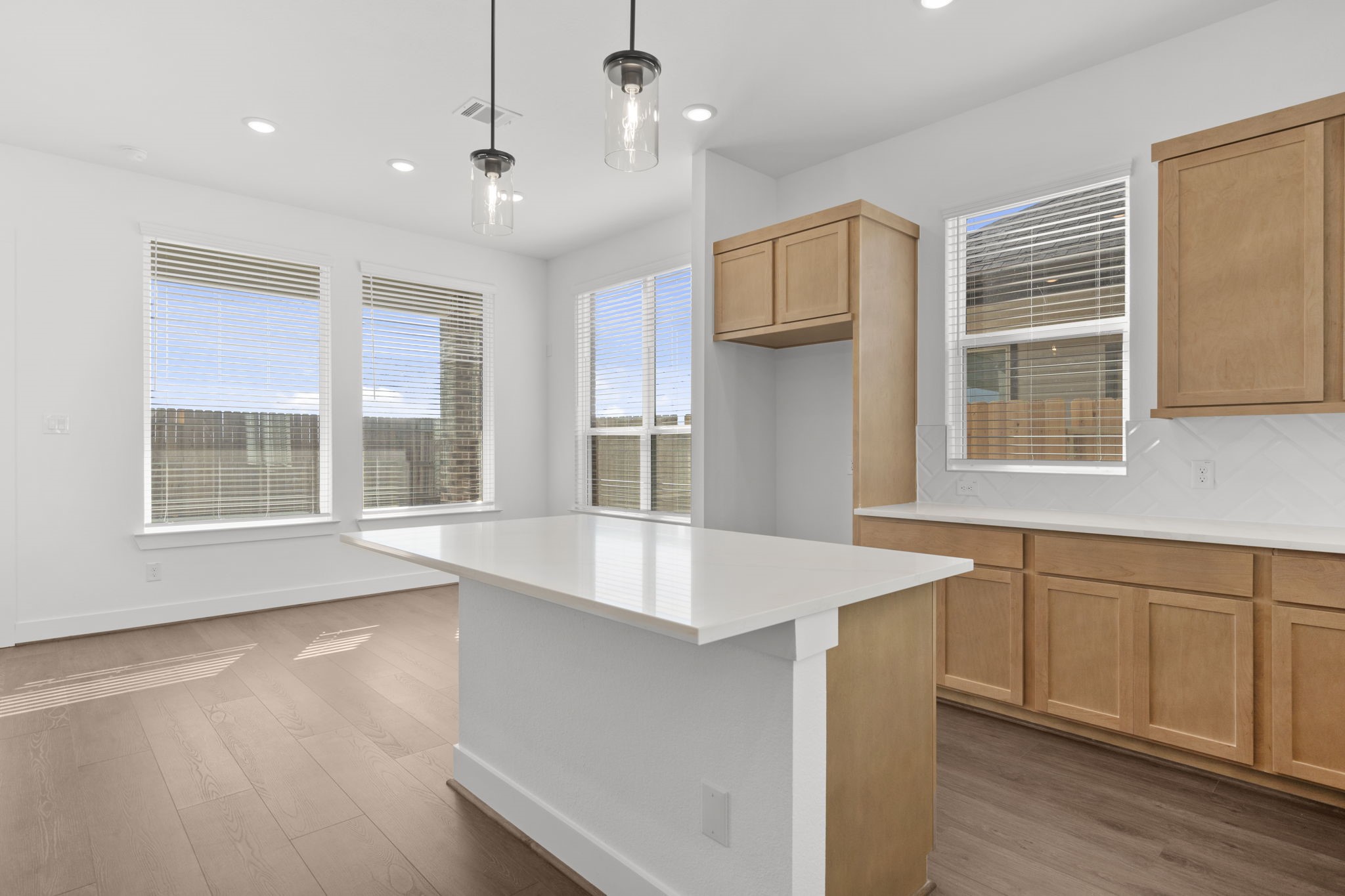 4726 Crater Run Drive, Texas City, TX 77591