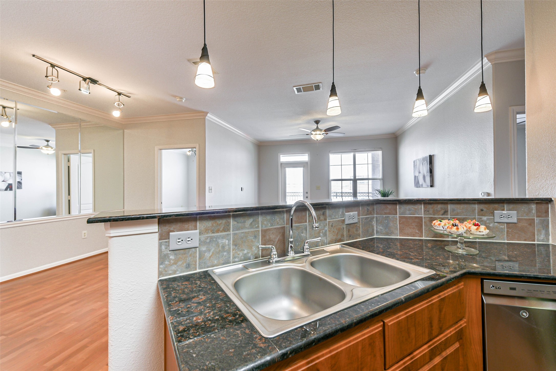 1711 Old Spanish Trail, #449, Houston, TX 77054