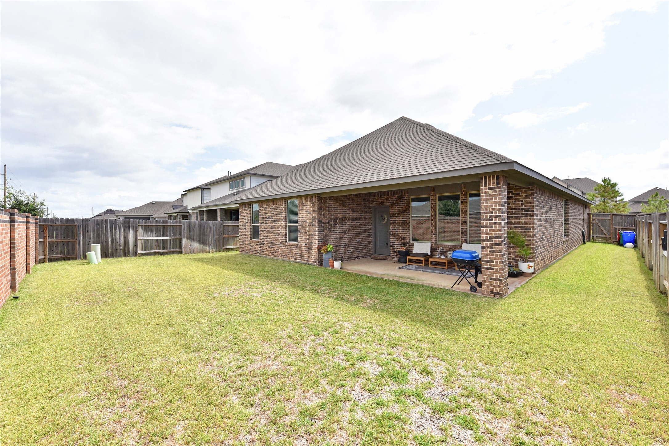 1533 Sunrise Gables Drive, Katy, TX 77493
