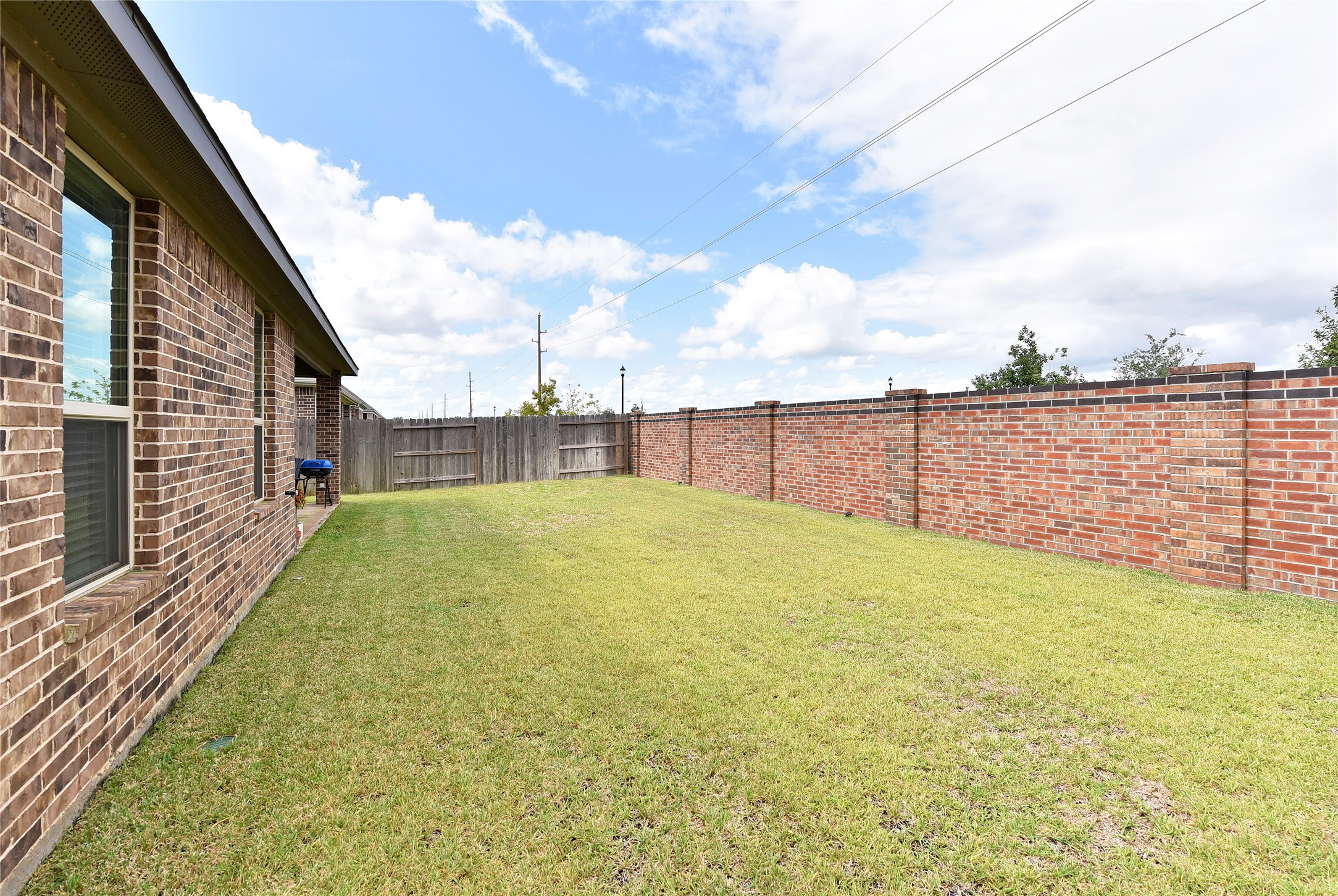 1533 Sunrise Gables Drive, Katy, TX 77493