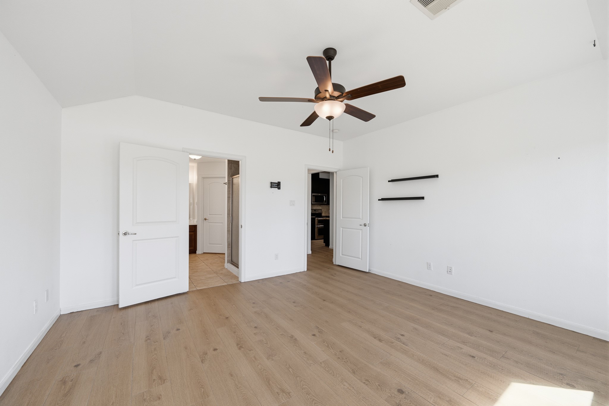 9303 E Lakeside Drive, Magnolia, TX 77354