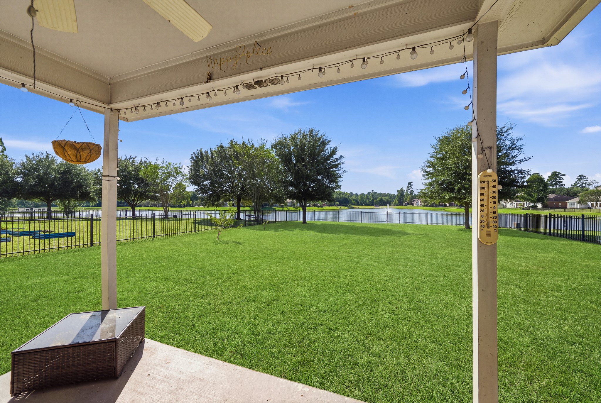 9303 E Lakeside Drive, Magnolia, TX 77354