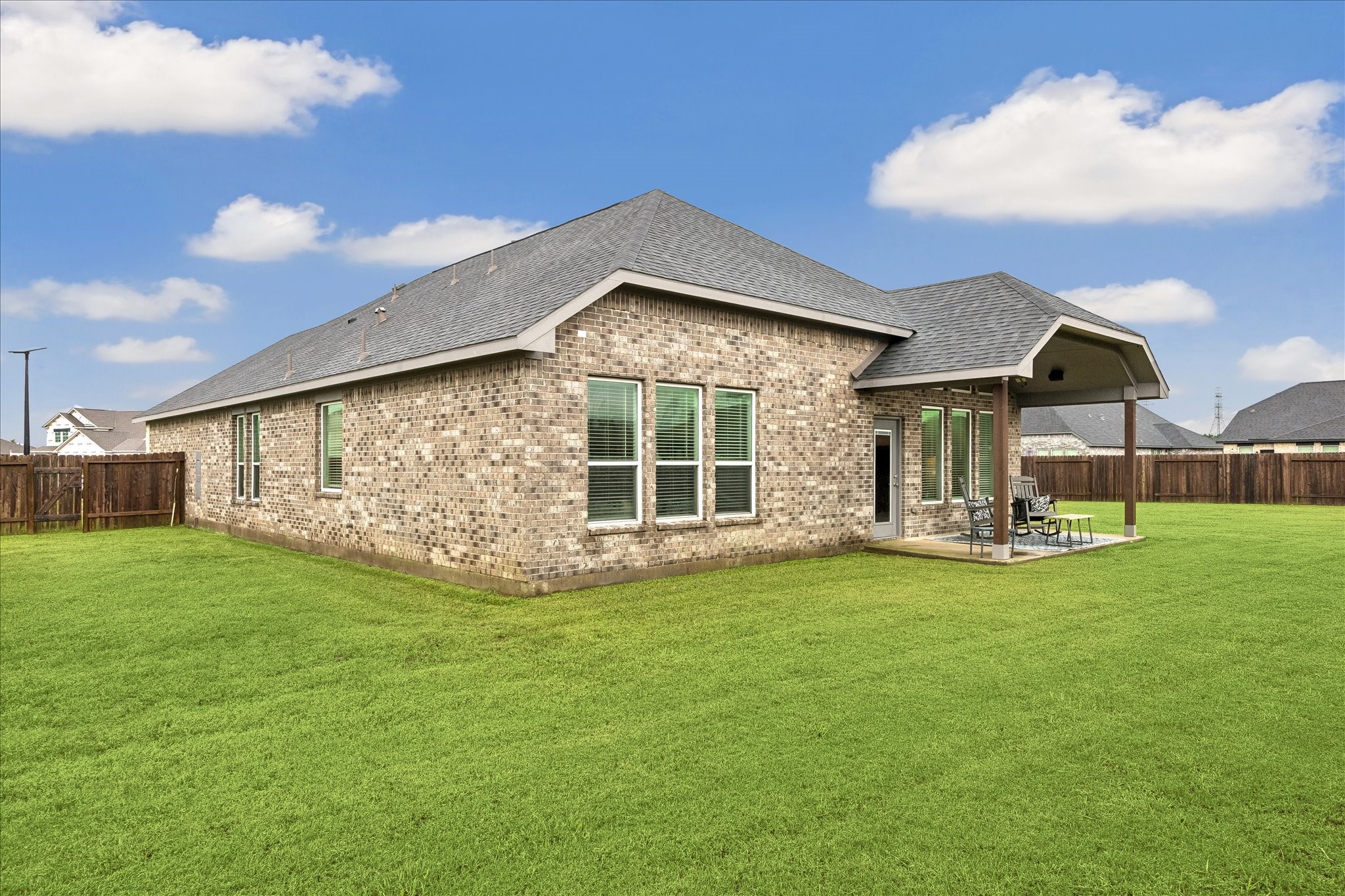 505 Zinfandel Court, Alvin, TX 77511