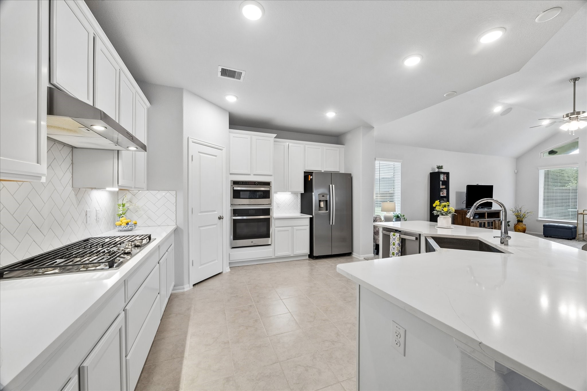 505 Zinfandel Court, Alvin, TX 77511