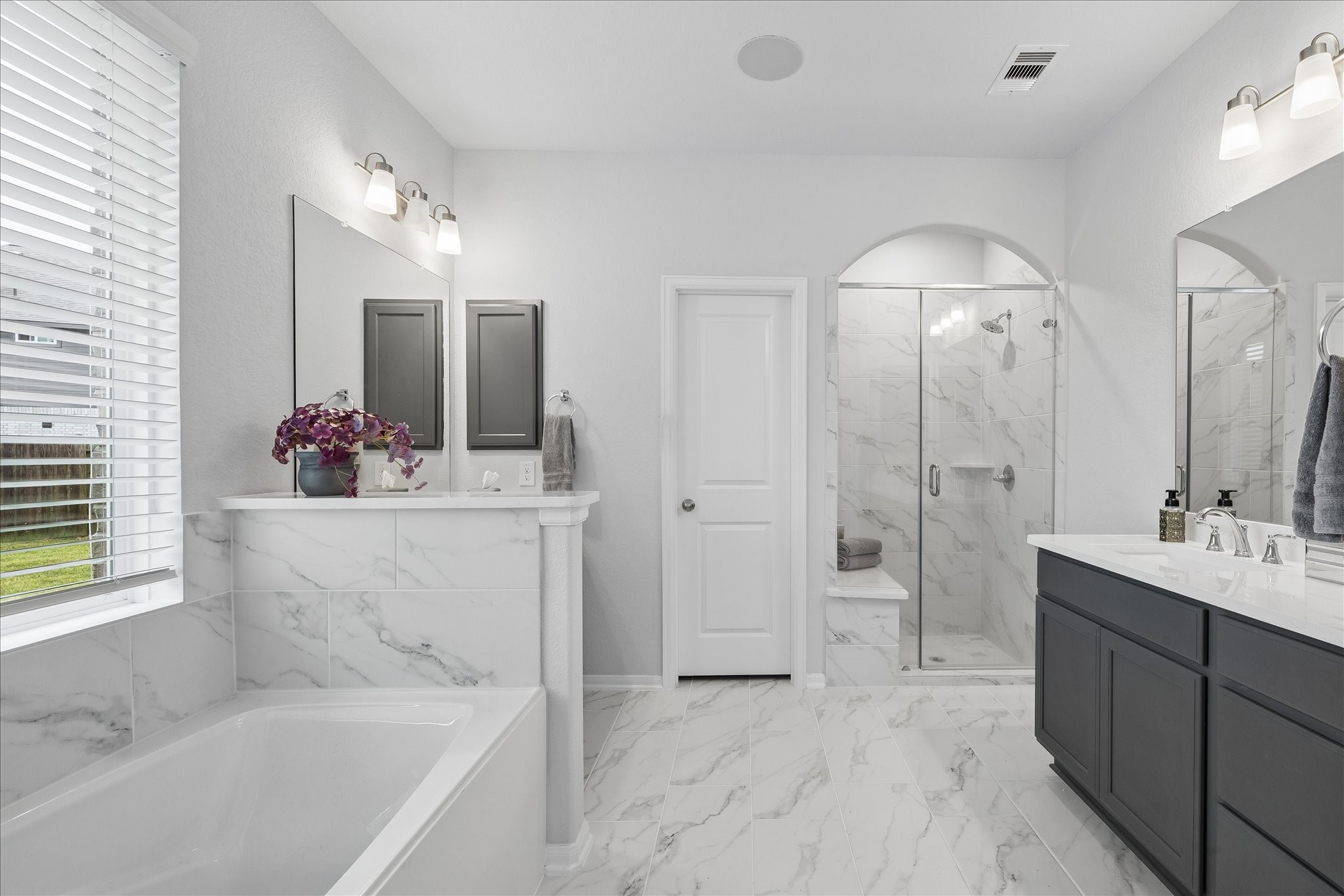 505 Zinfandel Court, Alvin, TX 77511
