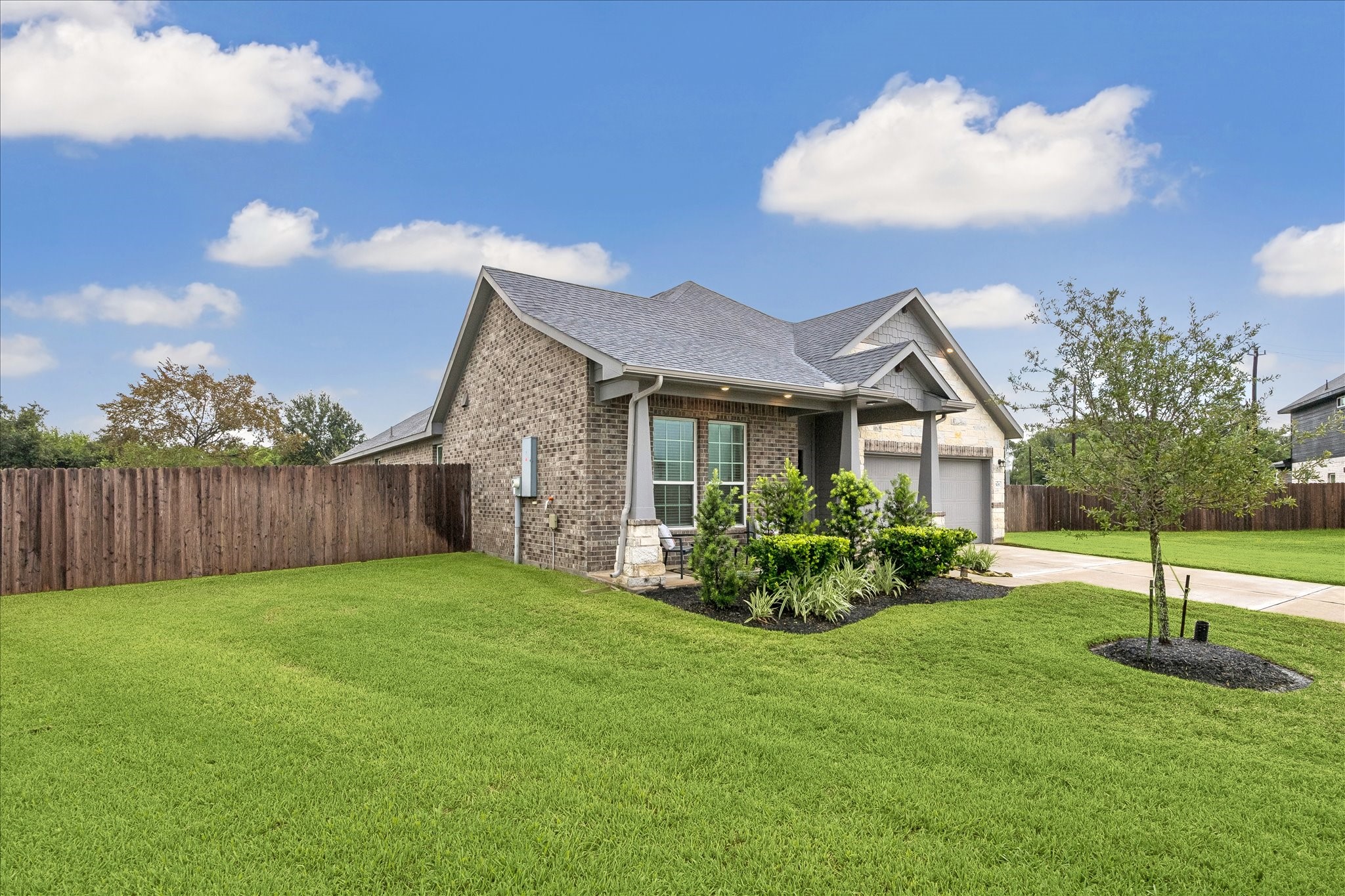 505 Zinfandel Court, Alvin, TX 77511