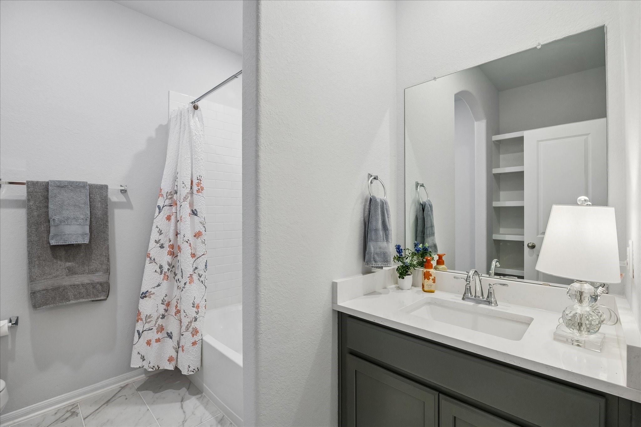 505 Zinfandel Court, Alvin, TX 77511