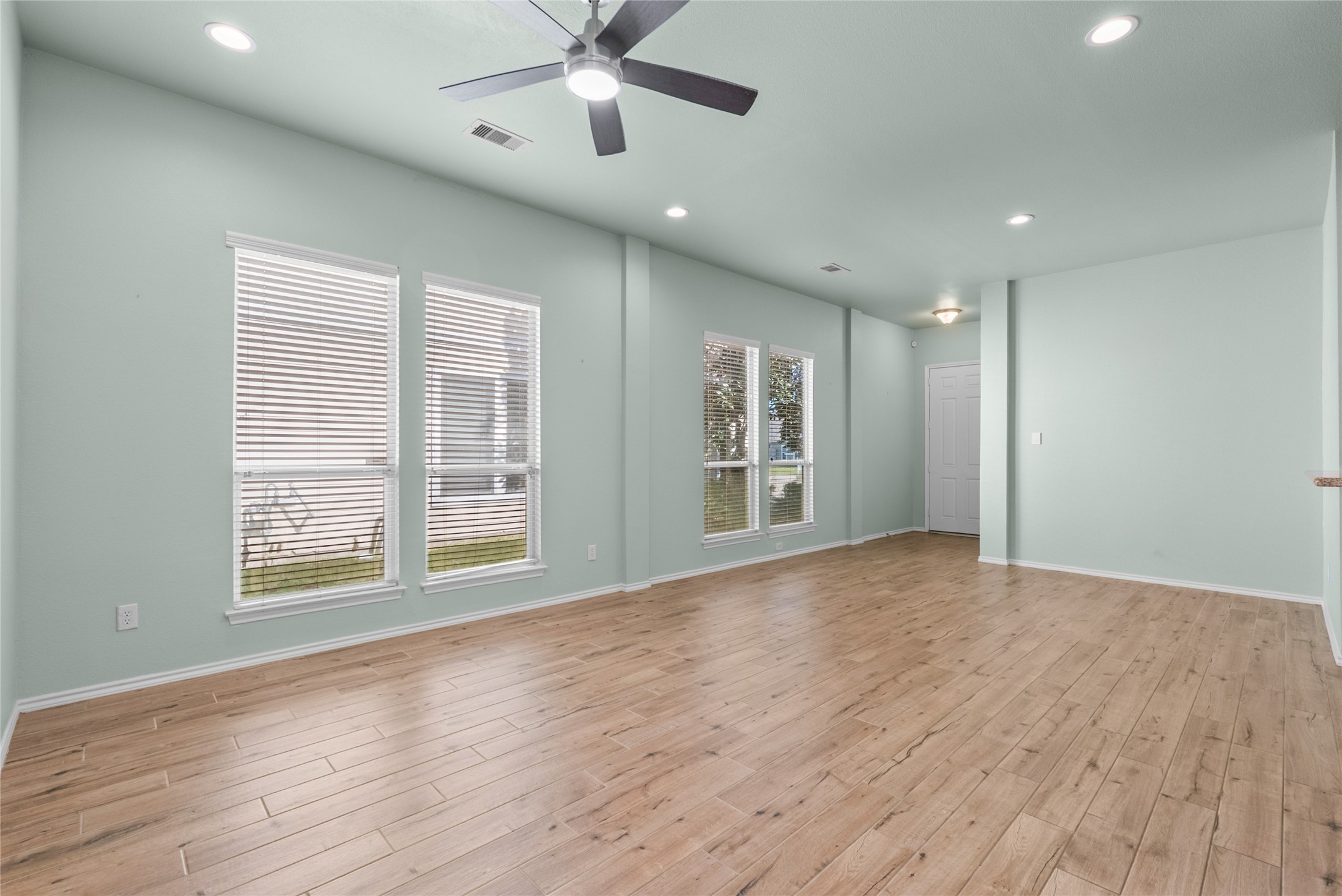 6607 Independence Boulevard, Baytown, TX 77521