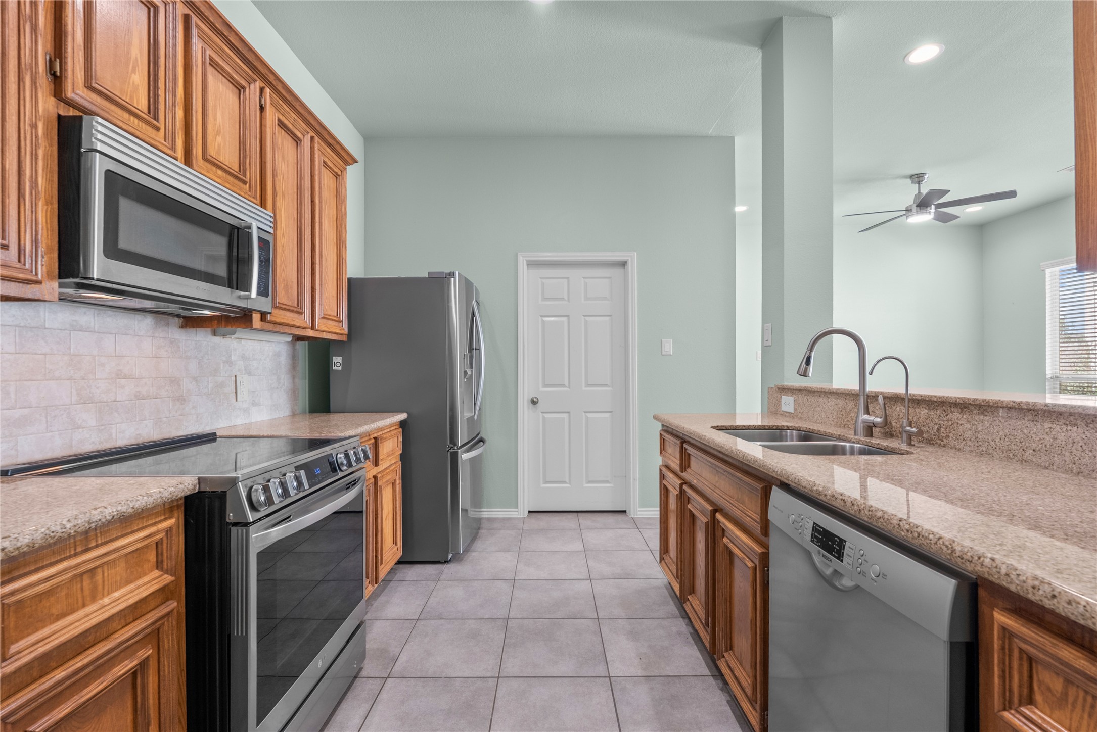 6607 Independence Boulevard, Baytown, TX 77521