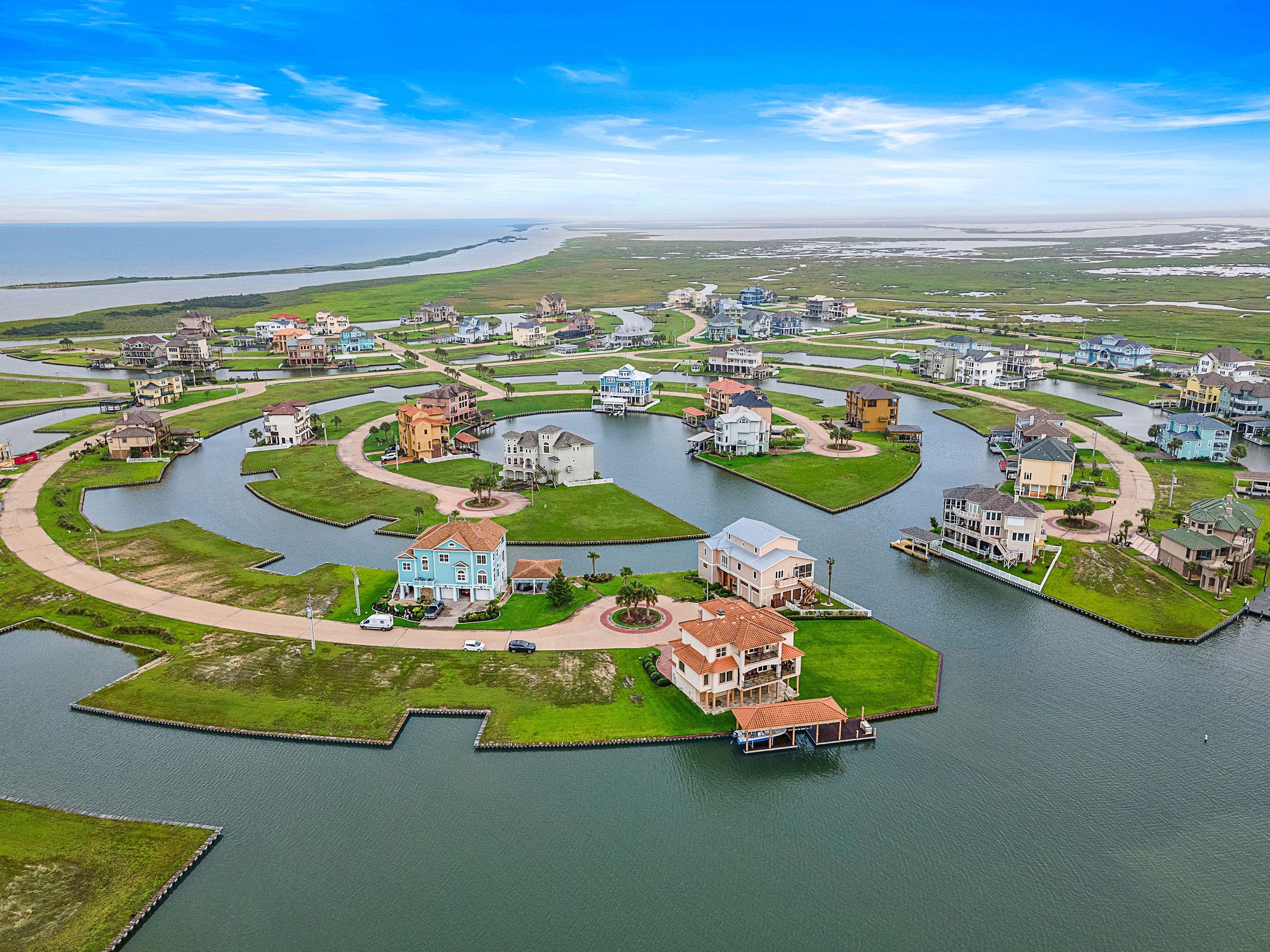 21 Loggerhead, Hitchcock, TX 77563