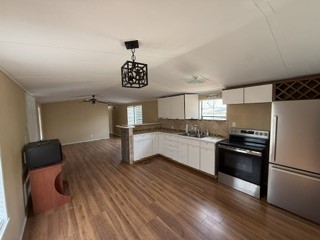 811 6th Street N, San Leon, TX 77539 811 6th Street N, San Leon, TX 77539
