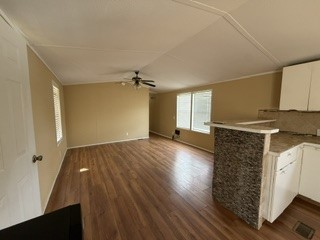 811 6th Street N, San Leon, TX 77539 811 6th Street N, San Leon, TX 77539