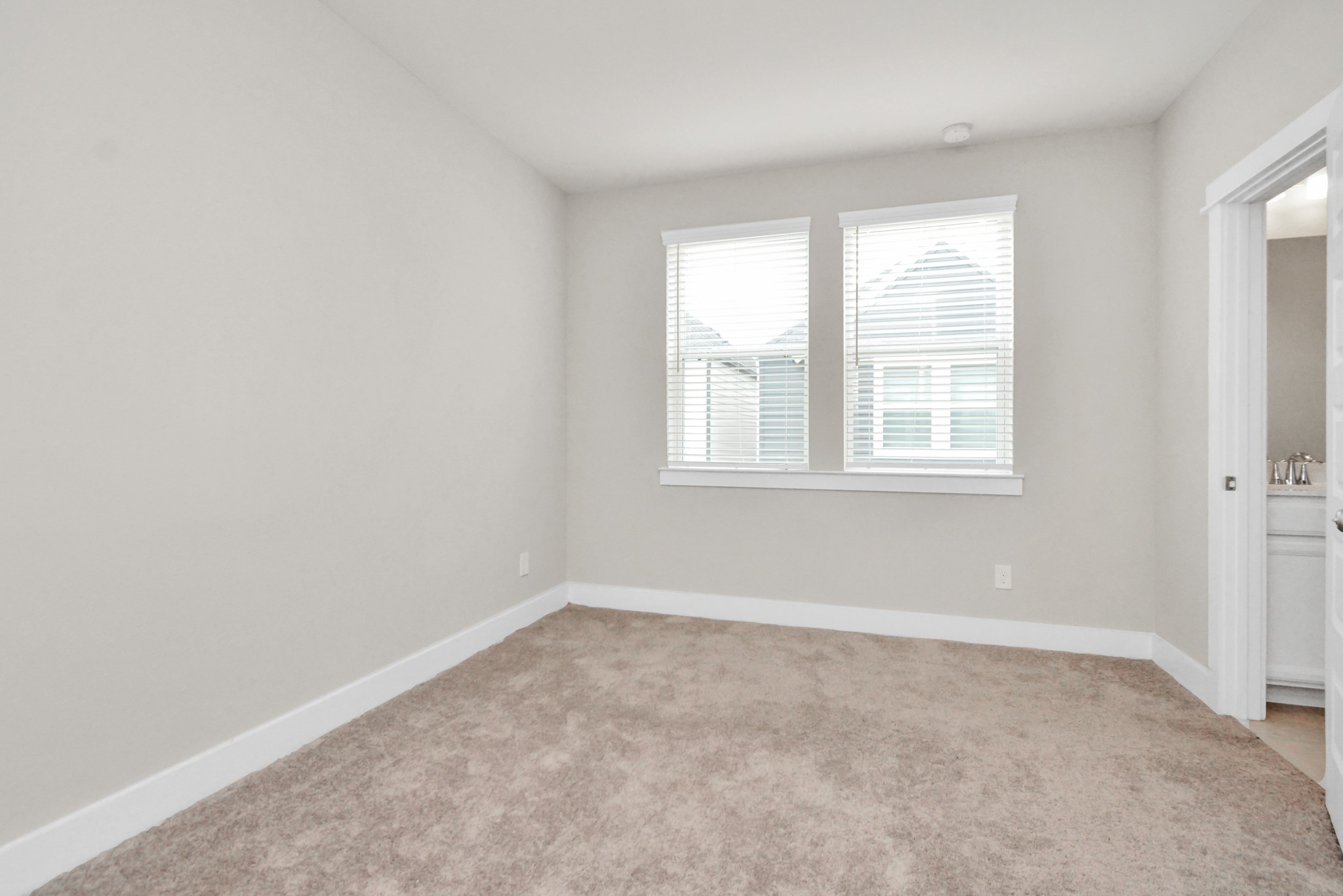726 Strawberry Pines Court, Houston, TX 77009