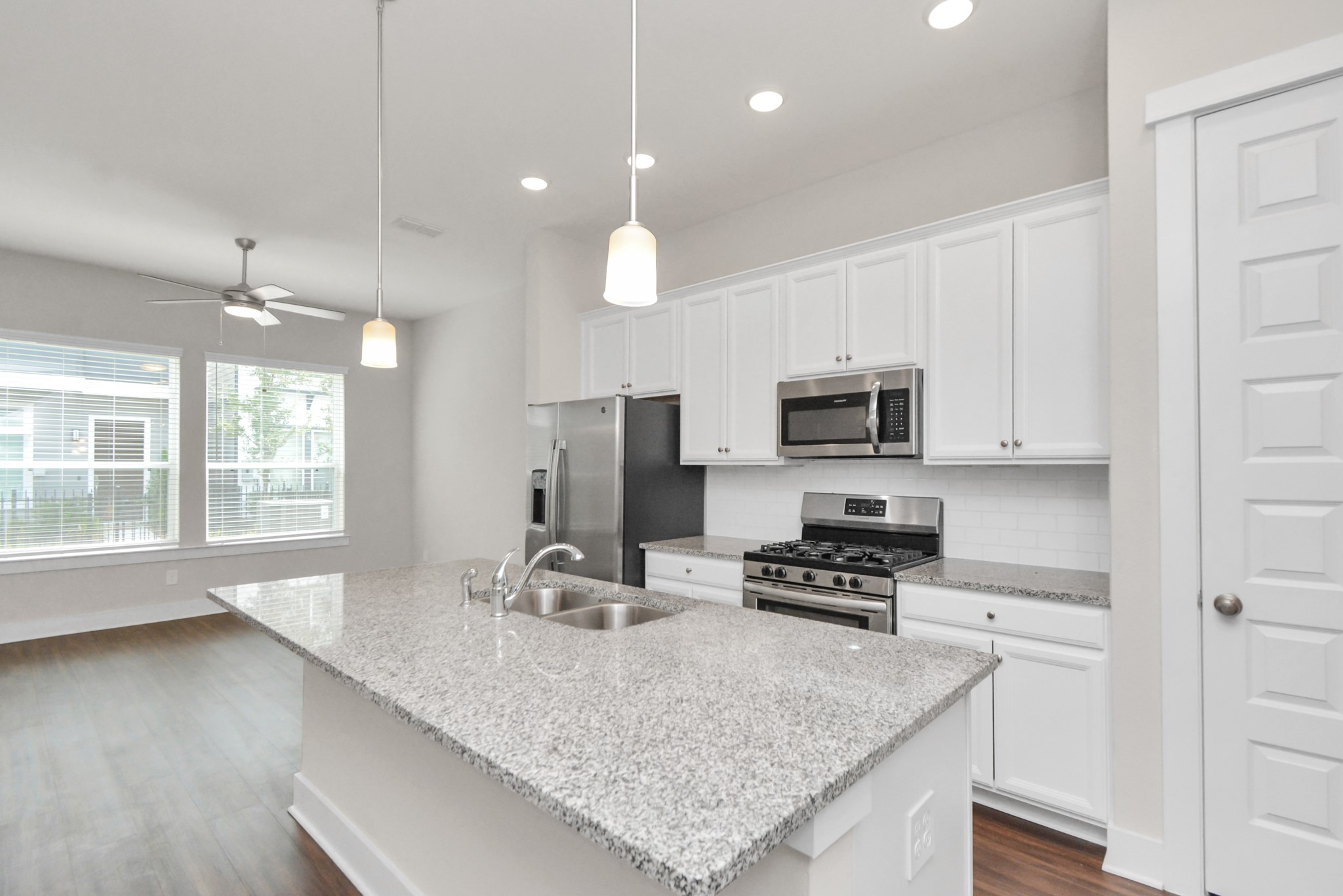 726 Strawberry Pines Court, Houston, TX 77009