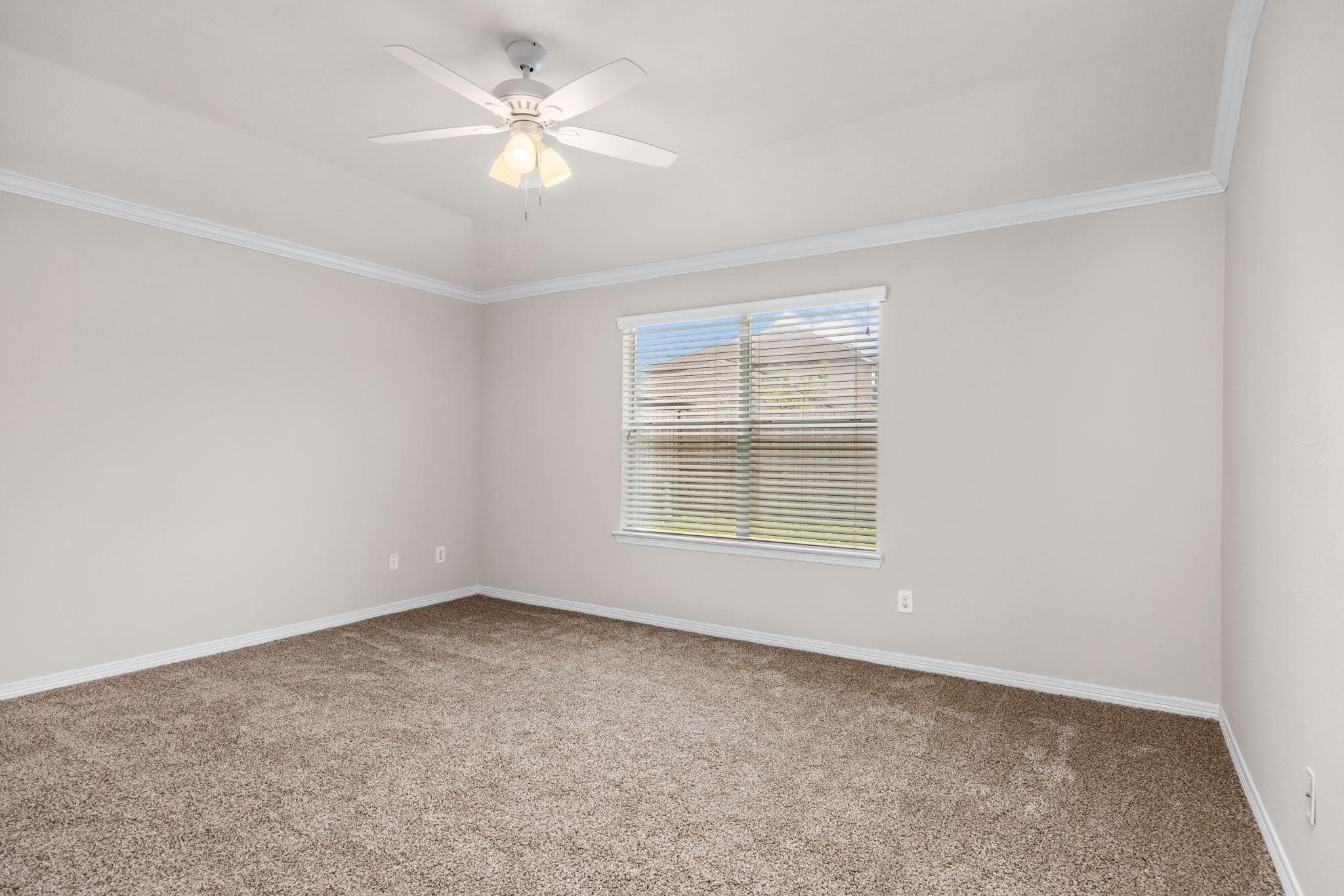 13202 Southern Creek Drive, Pearland, TX 77584